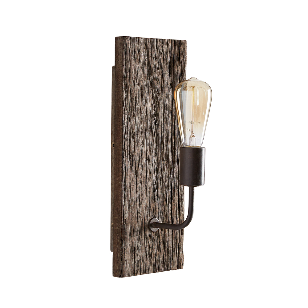 1 Light Sconce